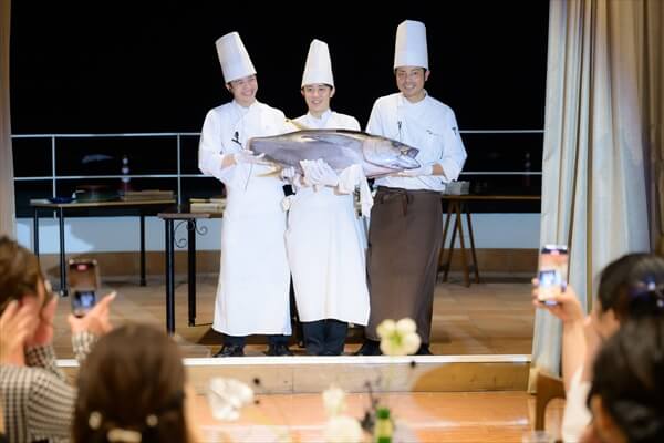 オリゾンブルーのパーティ風景